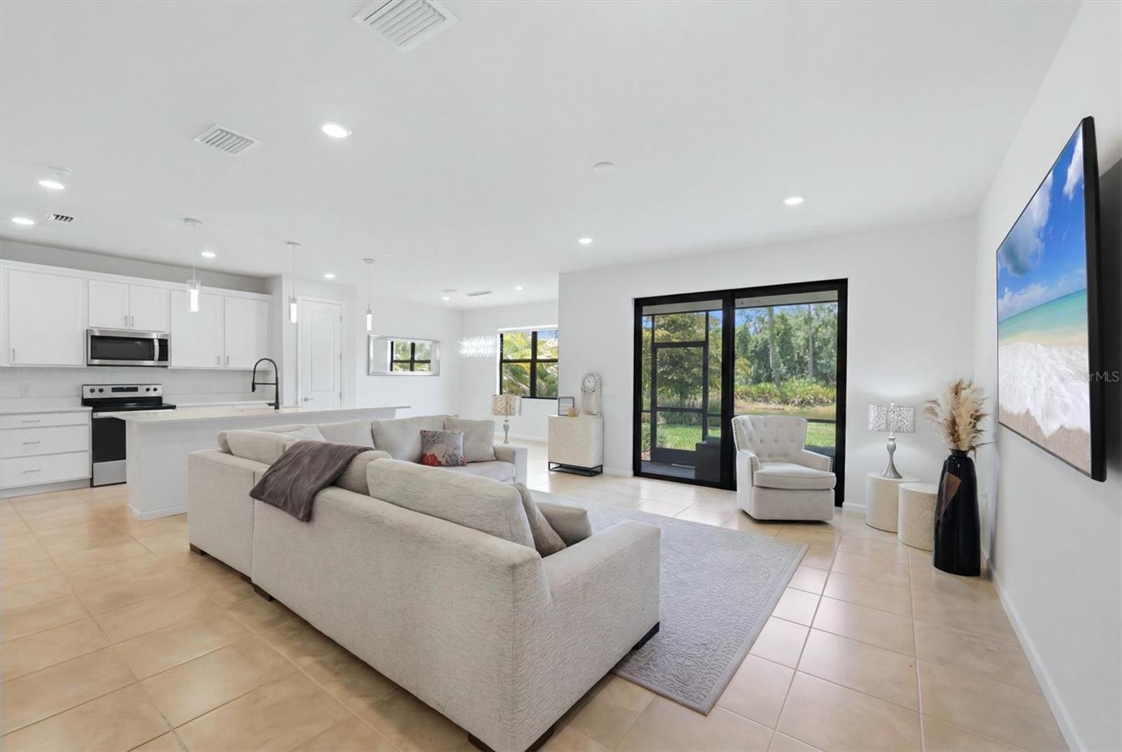 6126 BLUESTAR CT, LAKEWOOD RANCH, FL, 34211