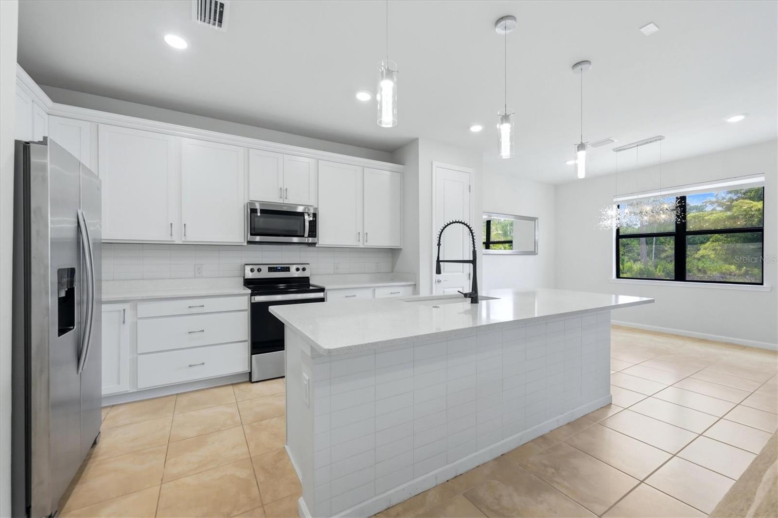 6126 BLUESTAR CT, LAKEWOOD RANCH, FL, 34211