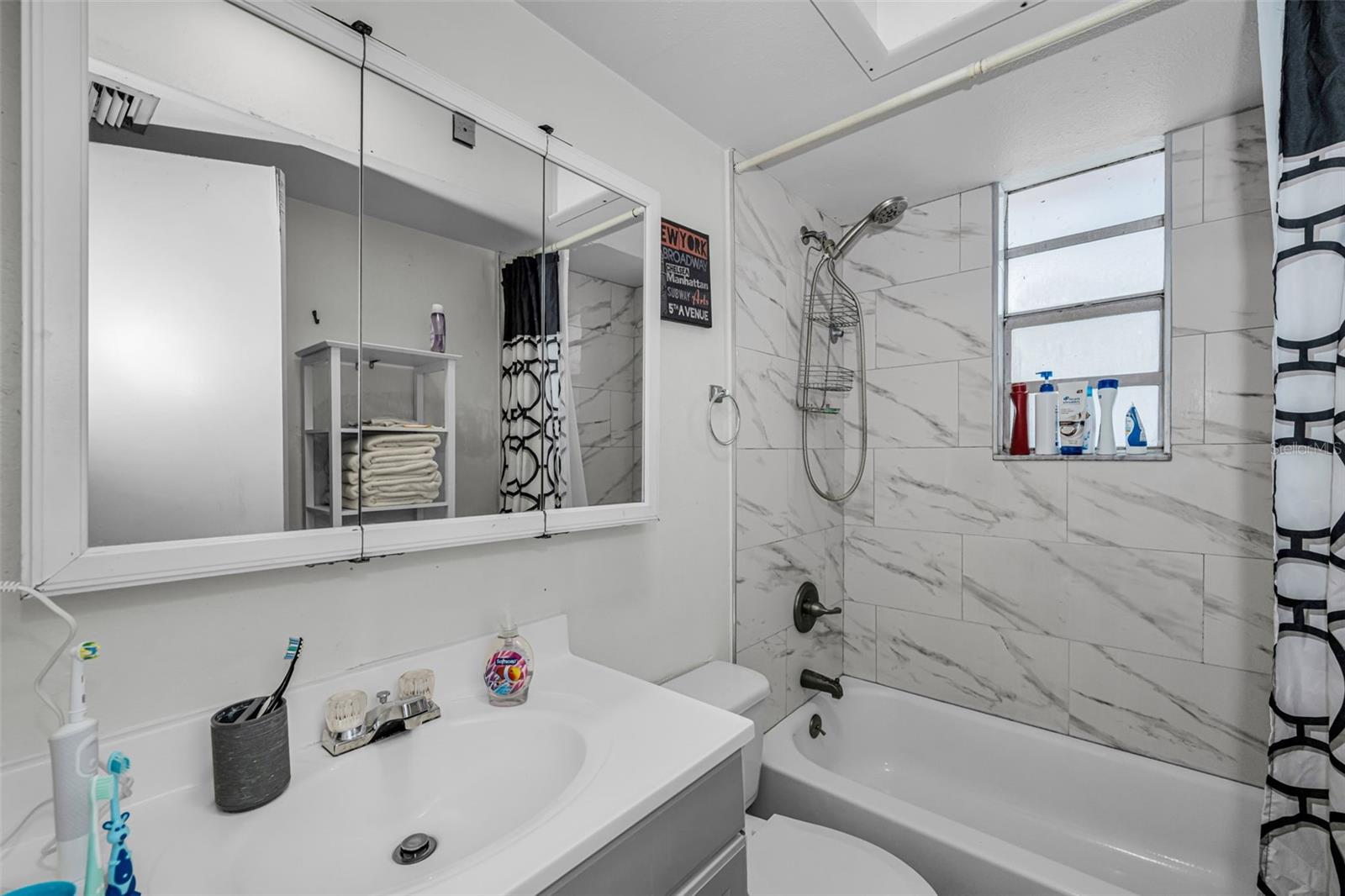 1231 ILLINOIS AVE, PALM HARBOR, FL, 34683