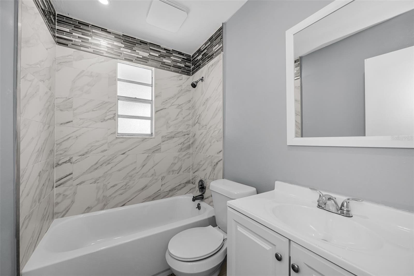 1231 ILLINOIS AVE, PALM HARBOR, FL, 34683
