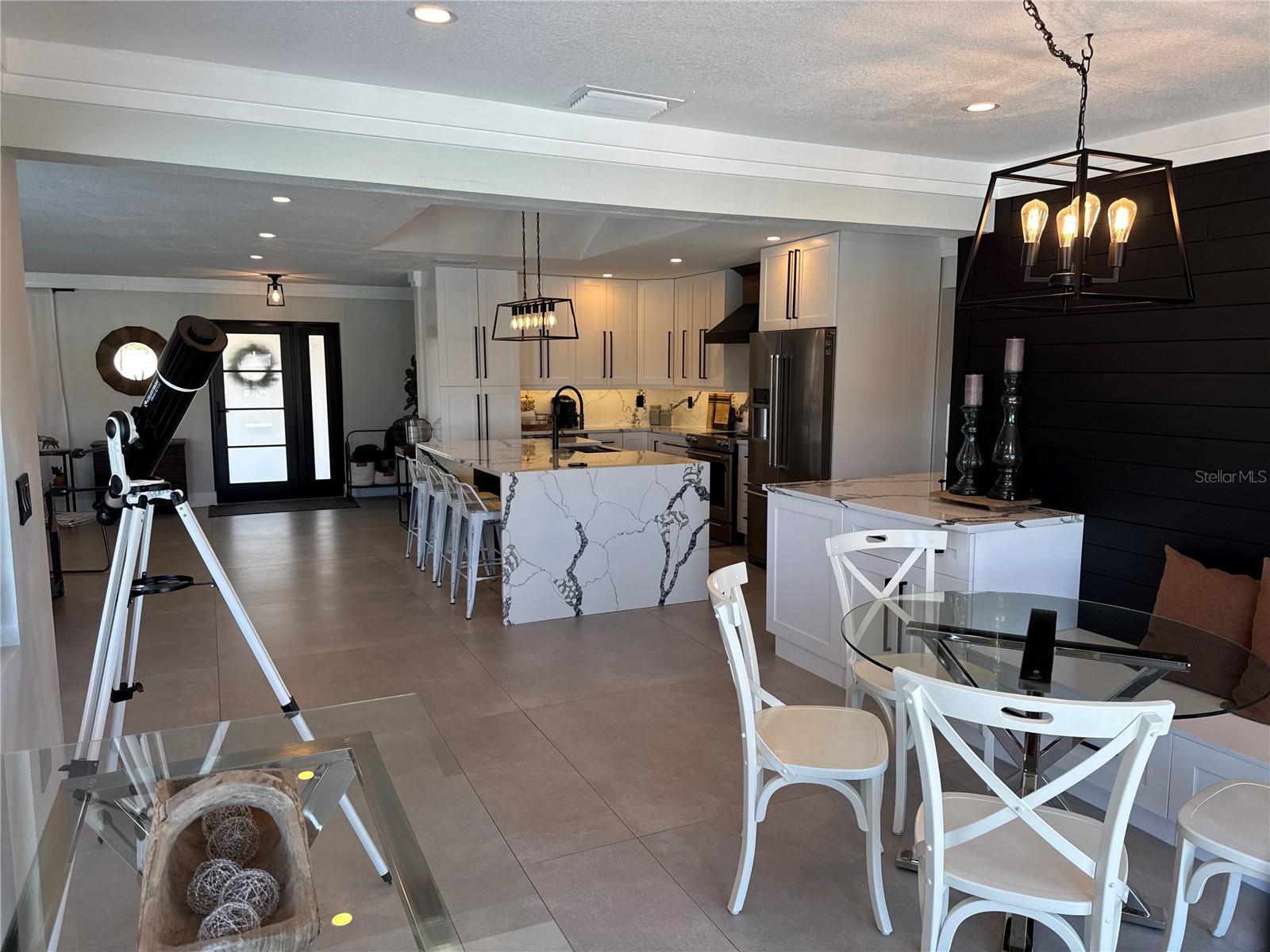 926 EAGLE LN, APOLLO BEACH, FL, 33572