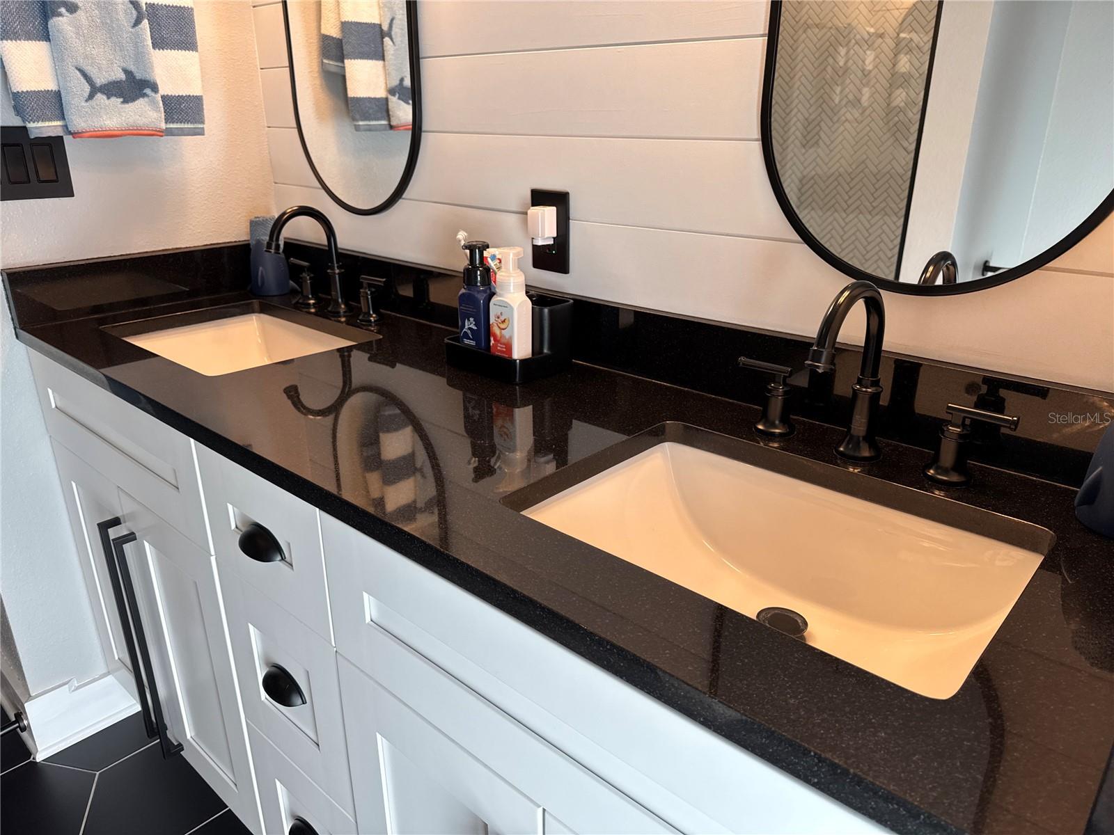 926 EAGLE LN, APOLLO BEACH, FL, 33572