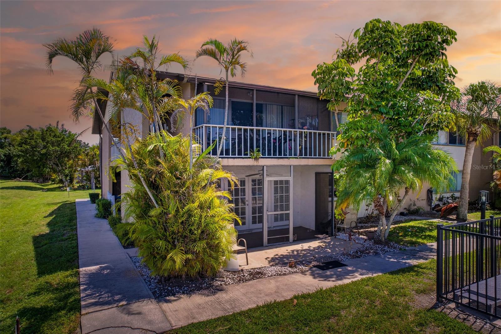 2948 CLARK RD #121, SARASOTA, FL, 34231