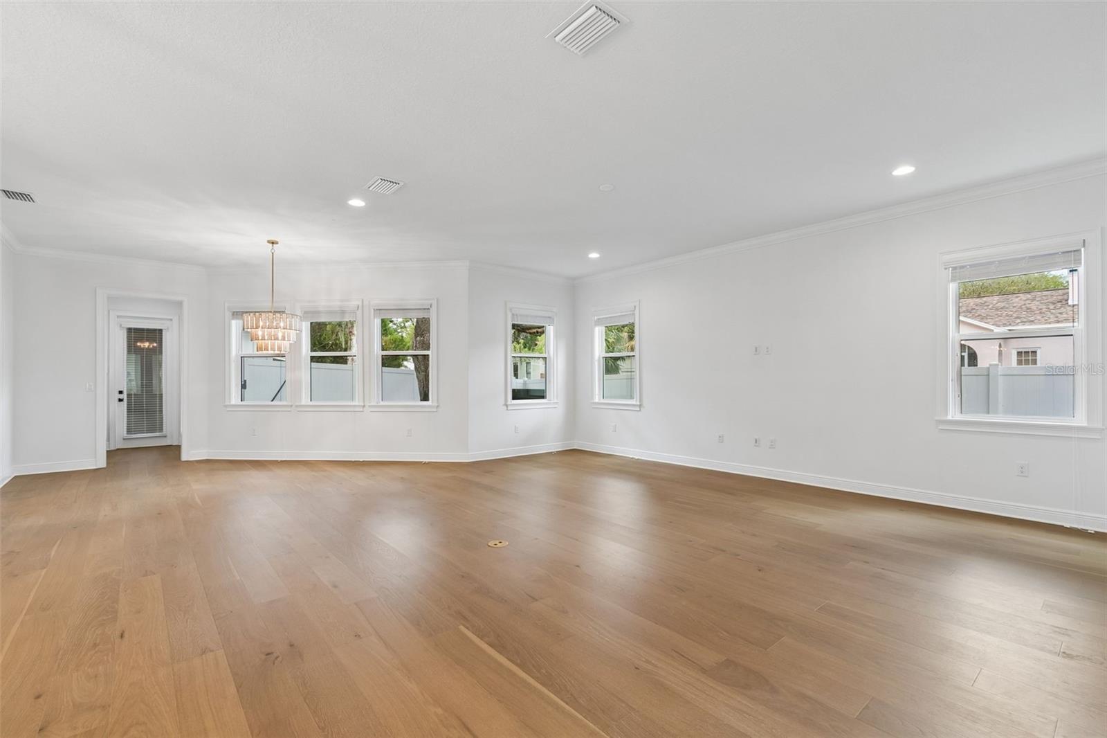 3122 W SAN JOSE ST, TAMPA, FL, 33629