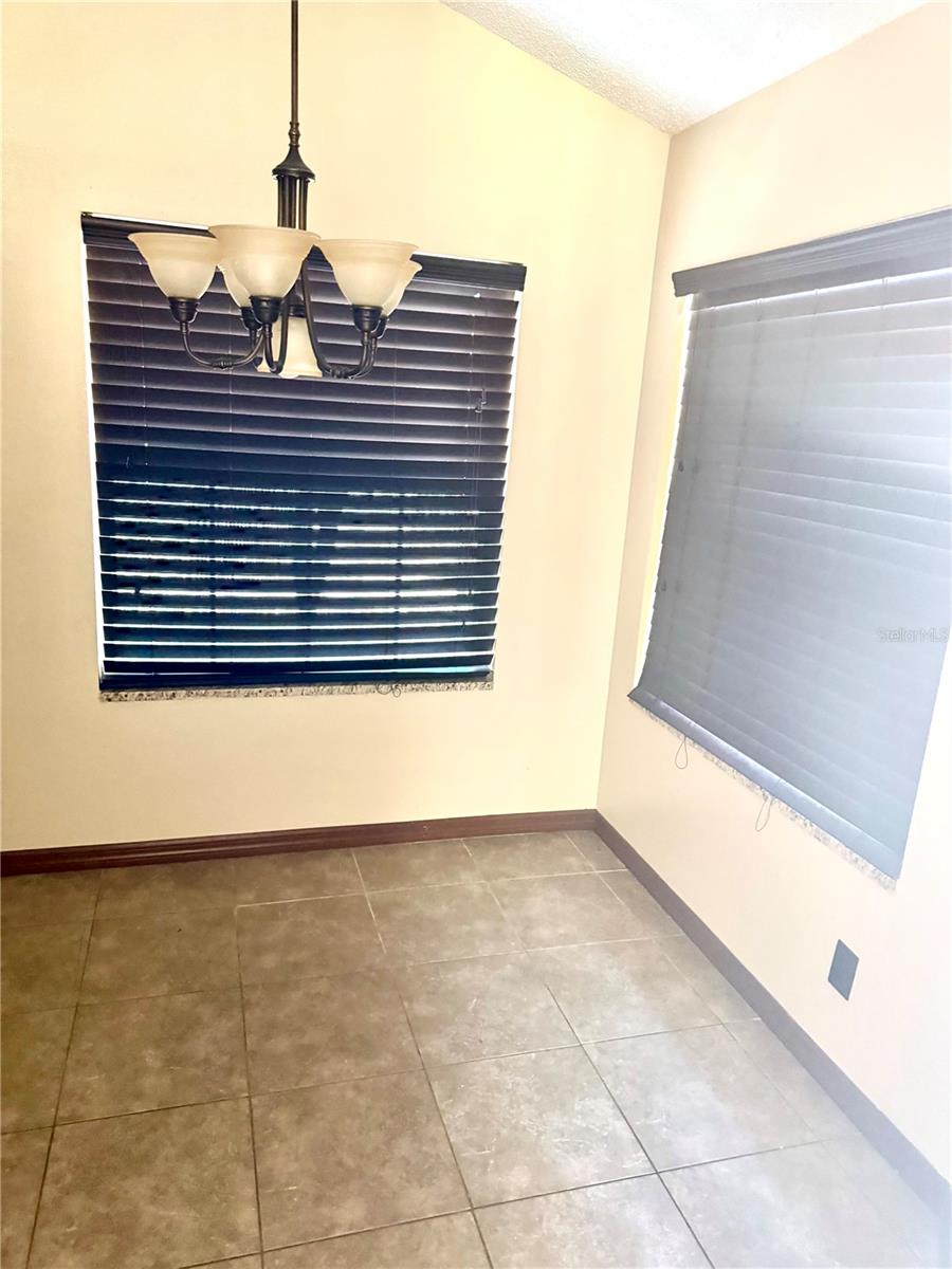 8860 LAMBERT LN, ORLANDO, FL, 32825