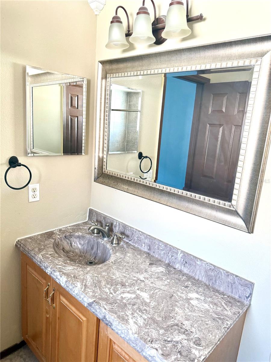 8860 LAMBERT LN, ORLANDO, FL, 32825