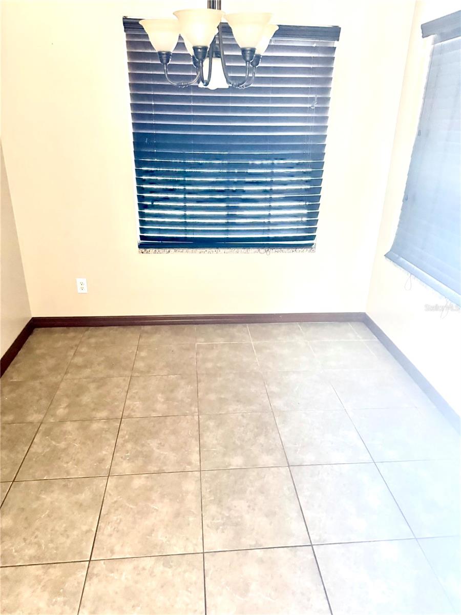 8860 LAMBERT LN, ORLANDO, FL, 32825