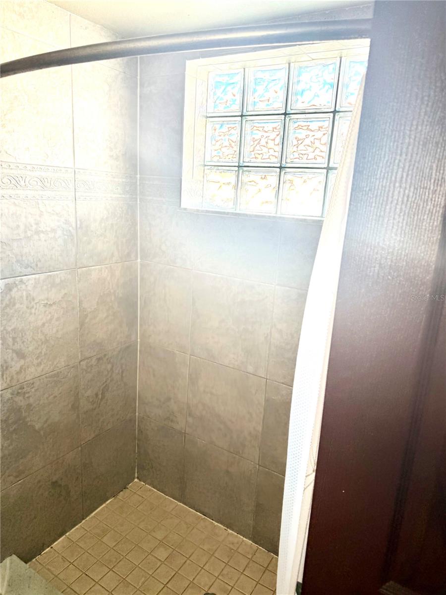 8860 LAMBERT LN, ORLANDO, FL, 32825