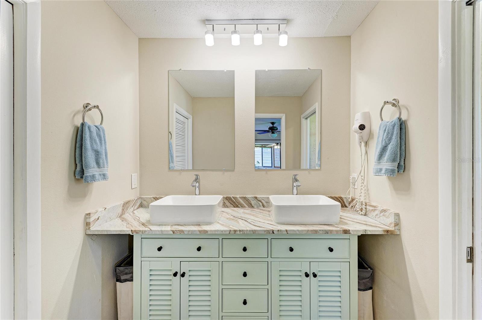 1184 KENISCO RD, VENICE, FL, 34293