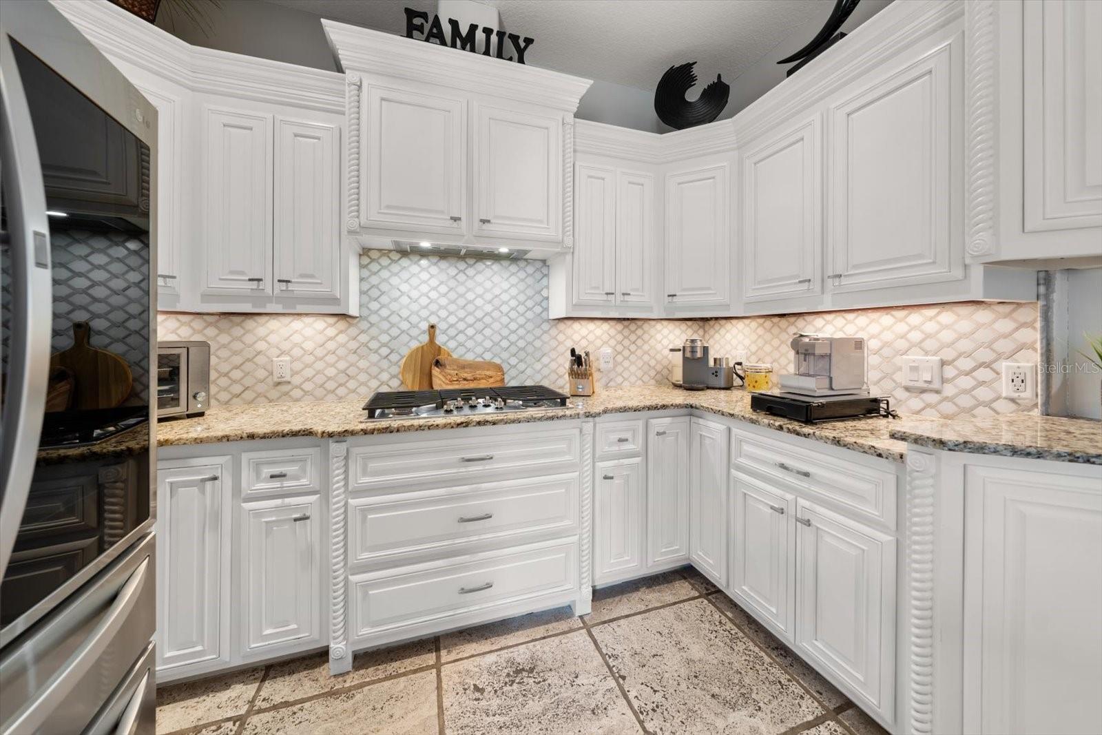 18731 CROOKED LN, LUTZ, FL, 33548