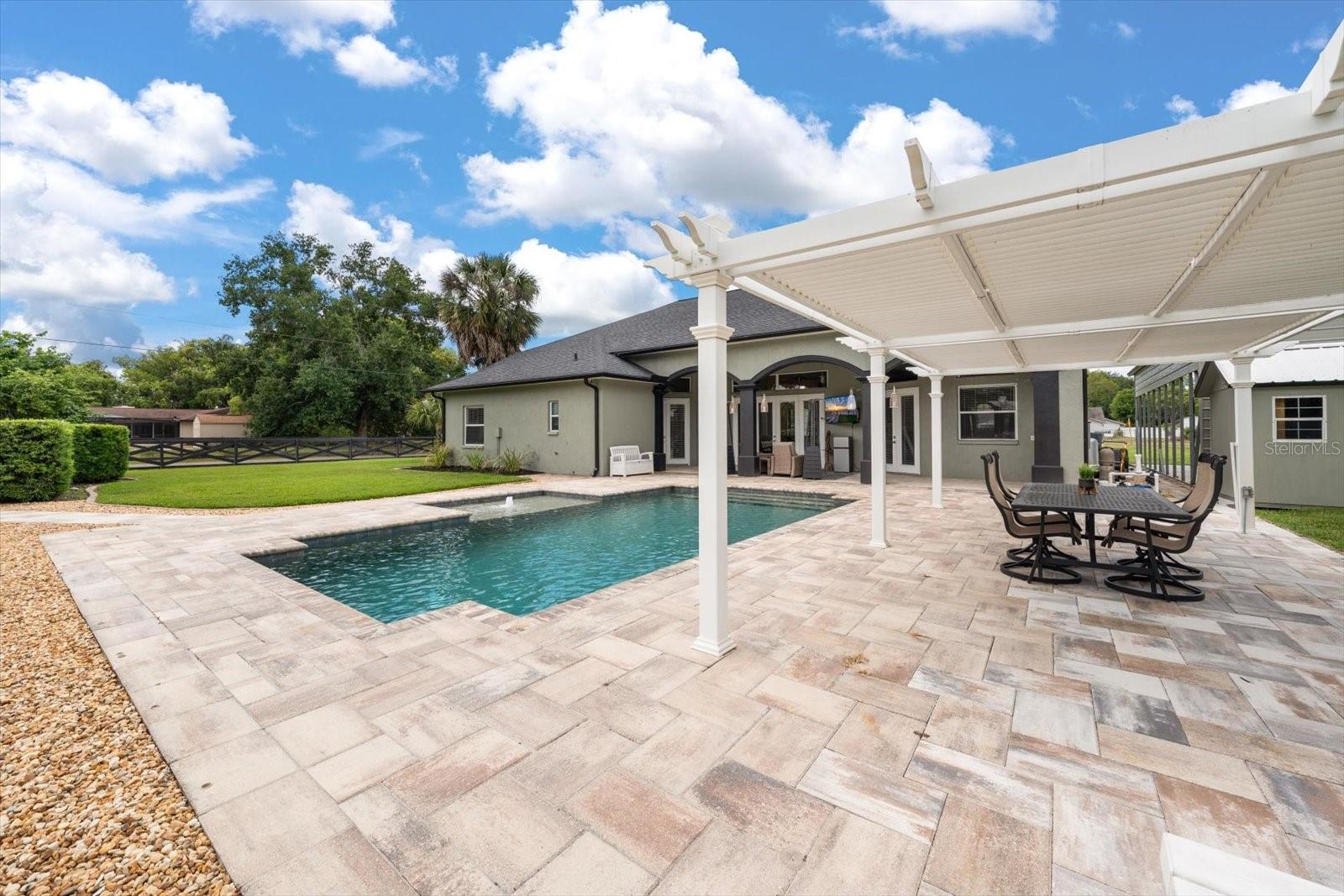 18731 CROOKED LN, LUTZ, FL, 33548
