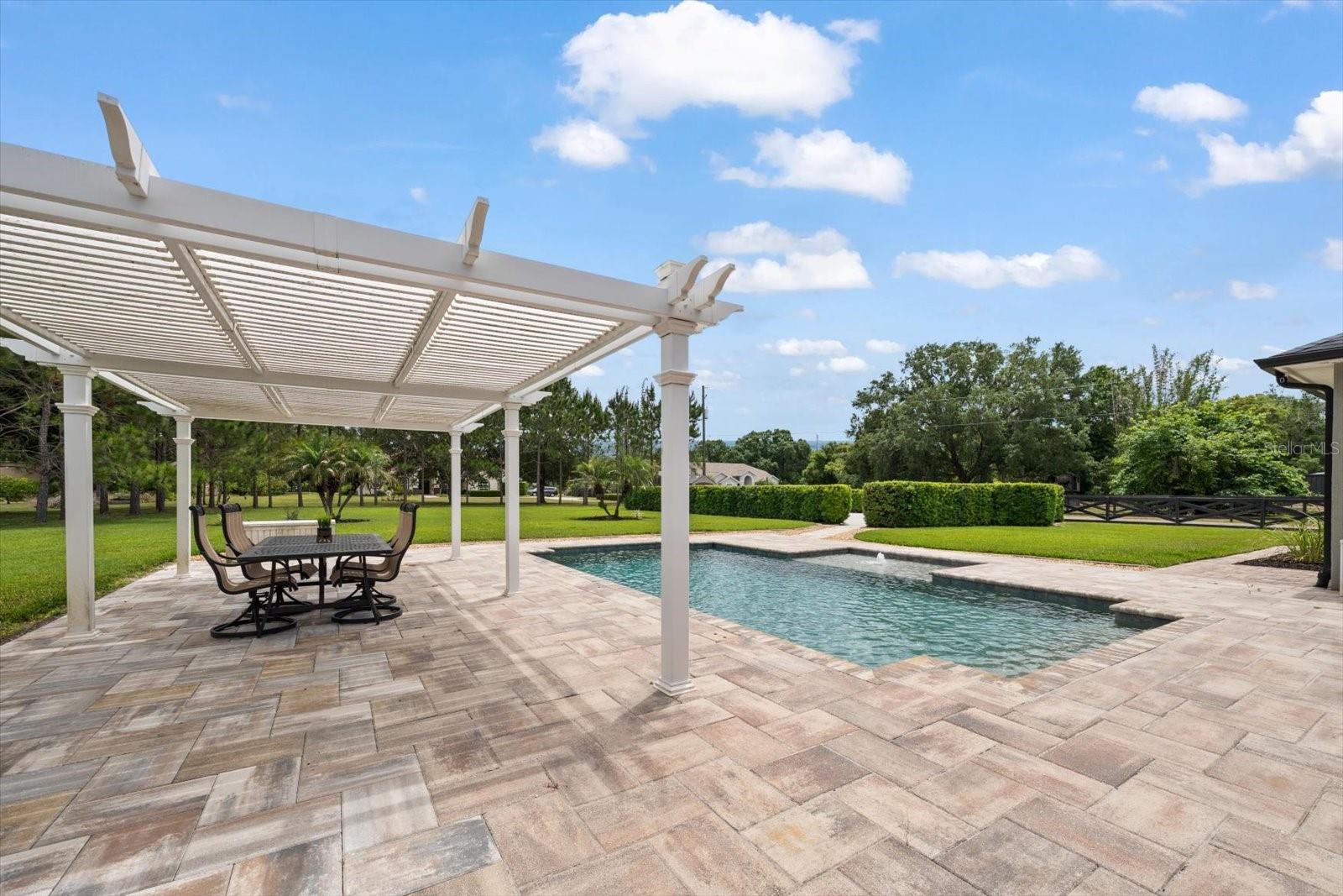 18731 CROOKED LN, LUTZ, FL, 33548