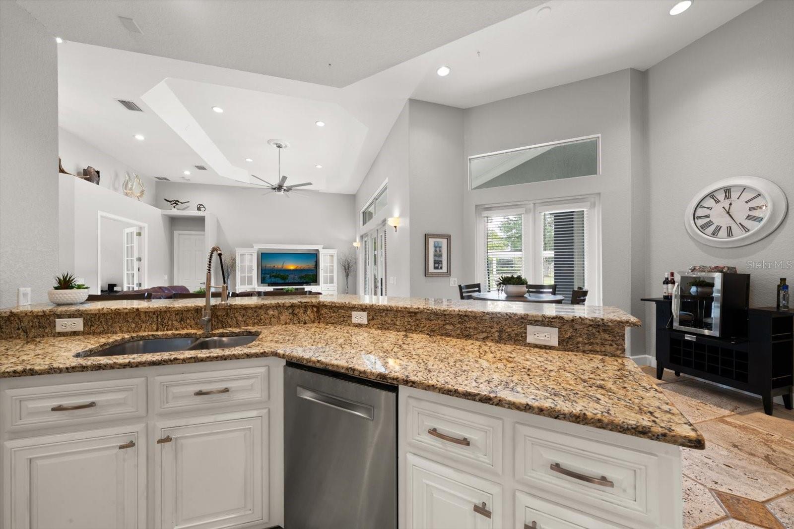 18731 CROOKED LN, LUTZ, FL, 33548