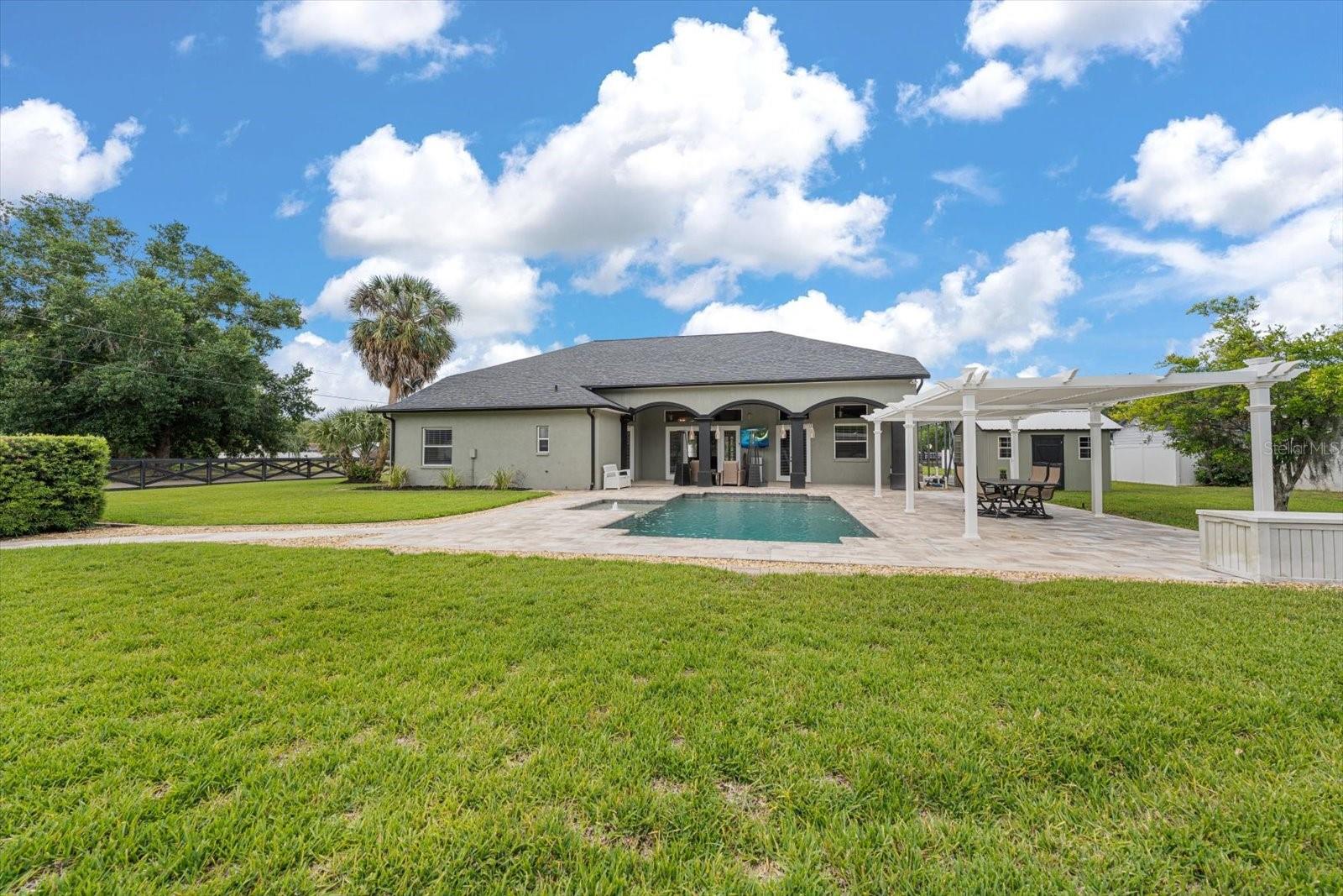 18731 CROOKED LN, LUTZ, FL, 33548