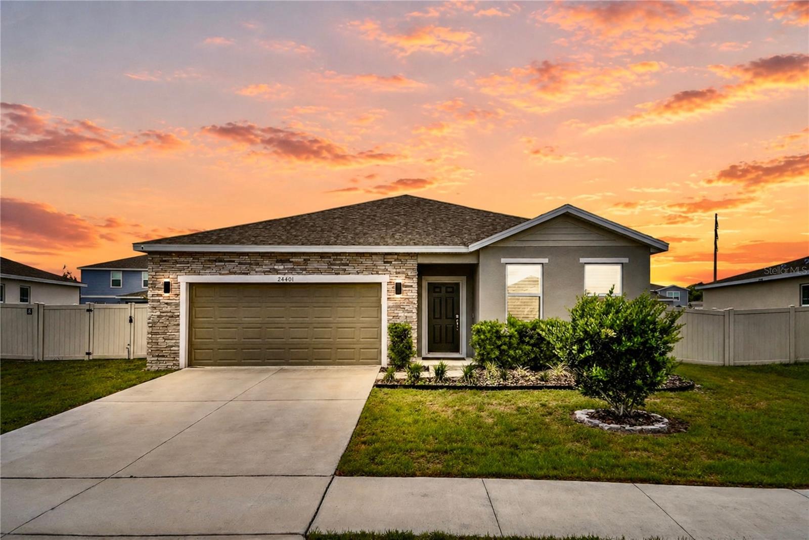 24401 SUNNYS HALO WAY, SORRENTO, FL, 32776