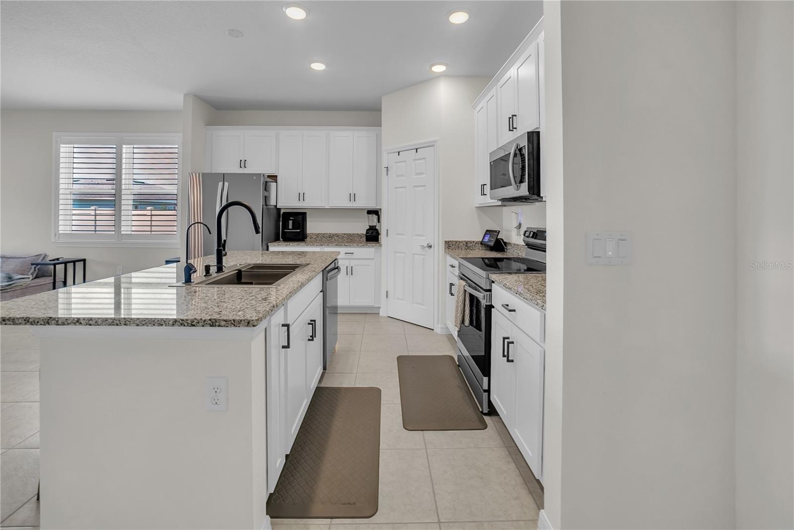 24401 SUNNYS HALO WAY, SORRENTO, FL, 32776