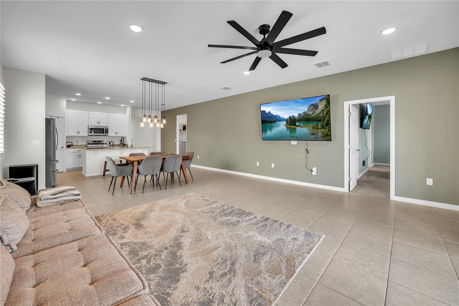 24401 SUNNYS HALO WAY, SORRENTO, FL, 32776