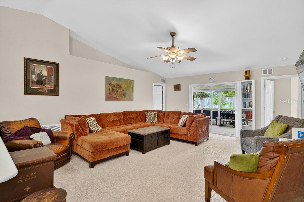 3223 TRAVELERS PALM DR, EDGEWATER, FL, 32141