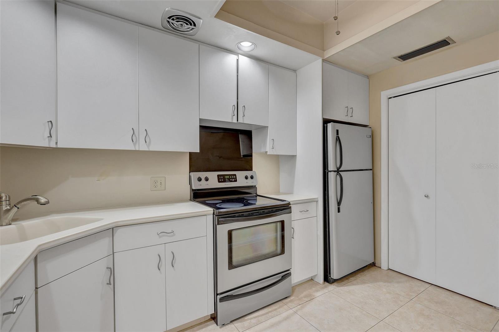 1 SE BEACH DR #1509, ST PETERSBURG, FL, 33701