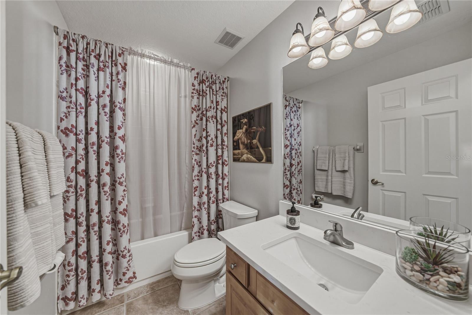 1035 LEGENDS PASS DR, VALRICO, FL, 33594