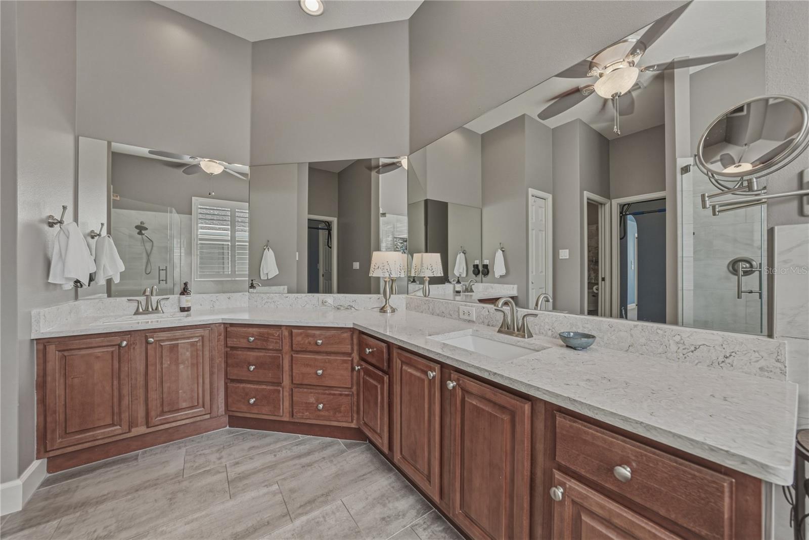 1035 LEGENDS PASS DR, VALRICO, FL, 33594