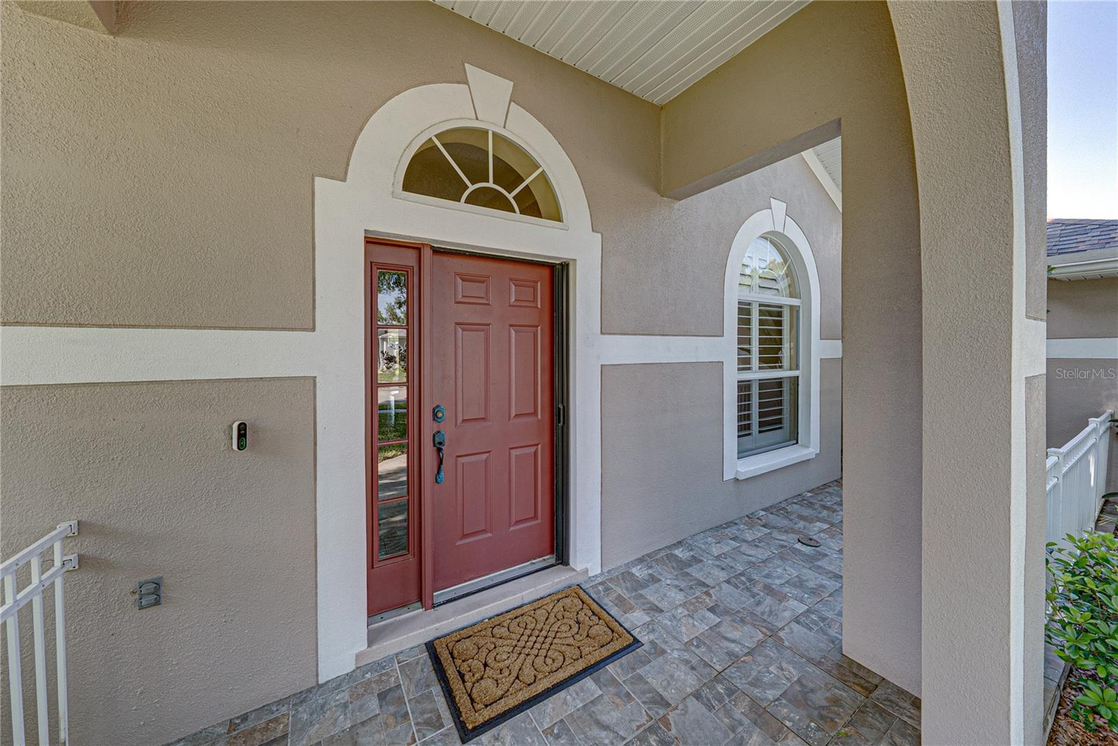 1035 LEGENDS PASS DR, VALRICO, FL, 33594