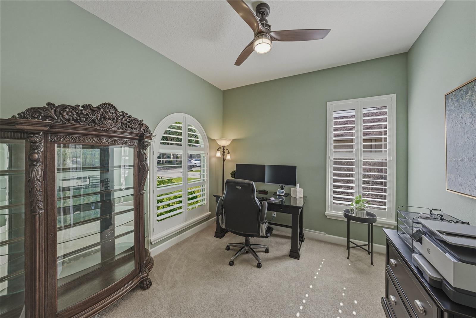 1035 LEGENDS PASS DR, VALRICO, FL, 33594