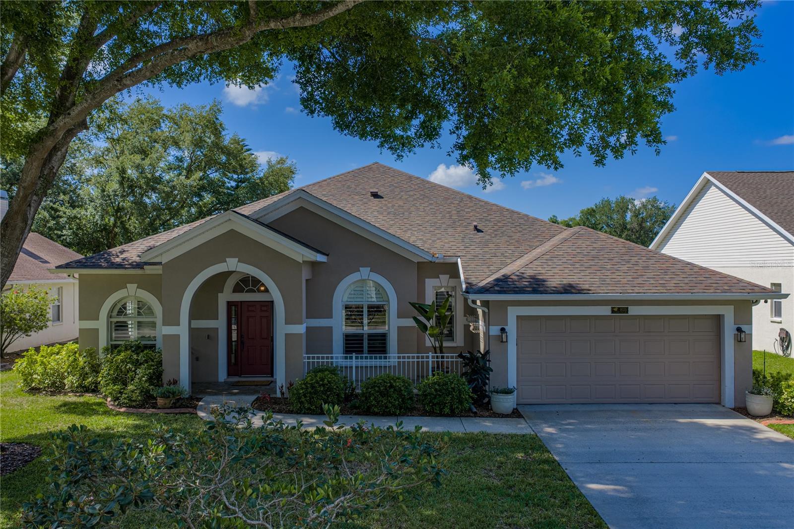 1035 LEGENDS PASS DR, VALRICO, FL, 33594