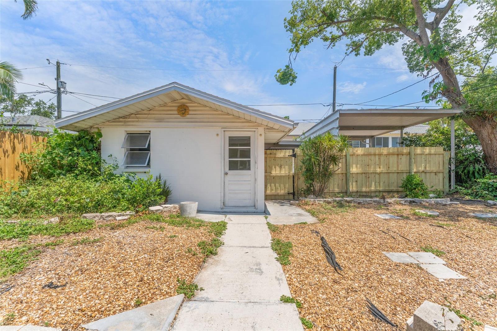 125 8TH AVE NE, ST PETERSBURG, FL, 33701