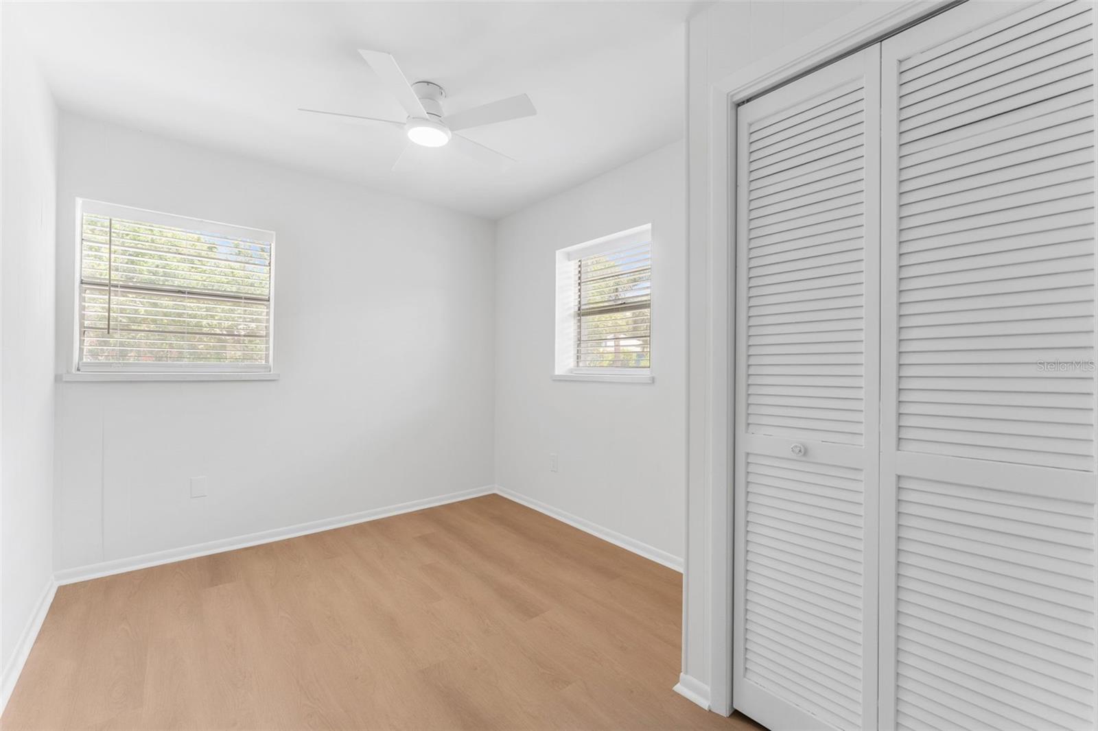 125 8TH AVE NE, ST PETERSBURG, FL, 33701