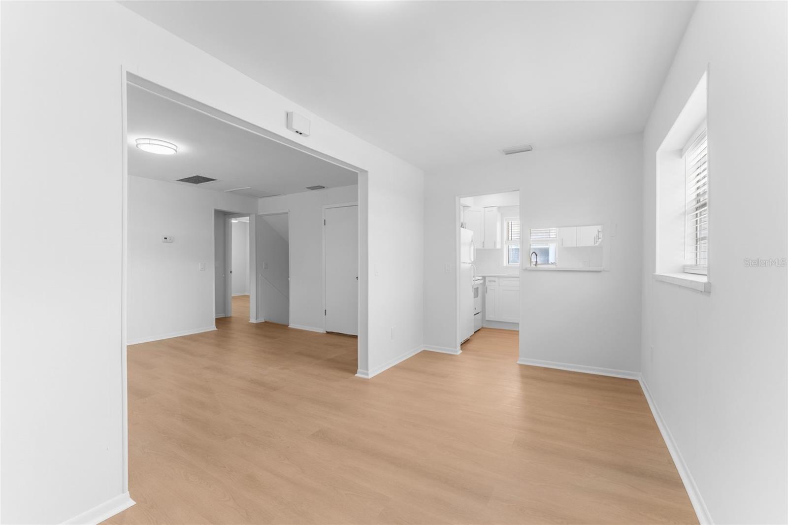 125 8TH AVE NE, ST PETERSBURG, FL, 33701