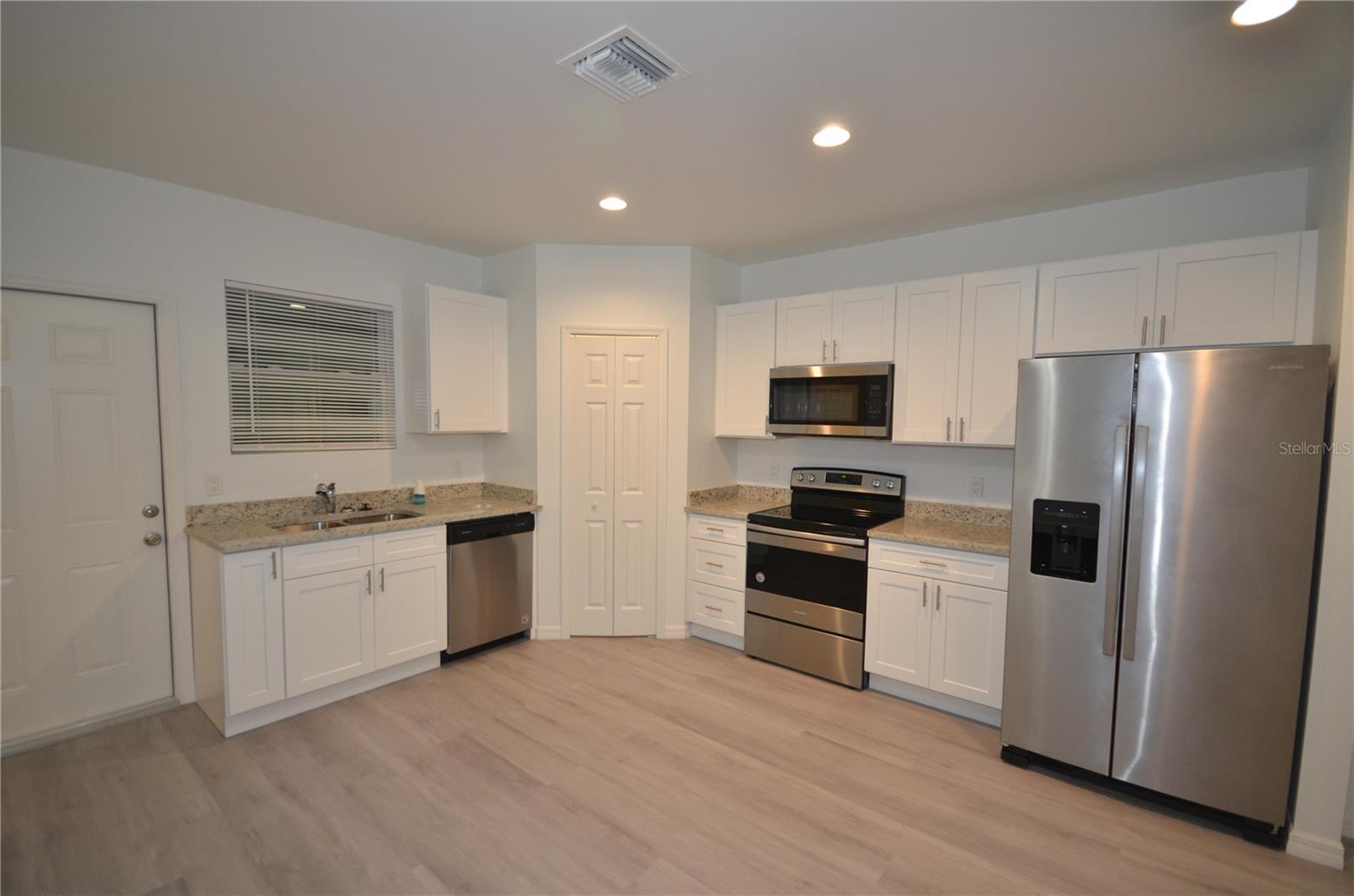 2218 QUALITY LIFE CENTER WAY, FORT MYERS, FL, 33916