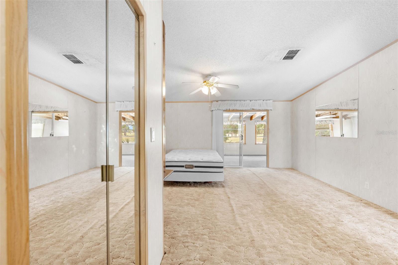 8206 COUNTRY CLUB DR, BROOKSVILLE, FL, 34613