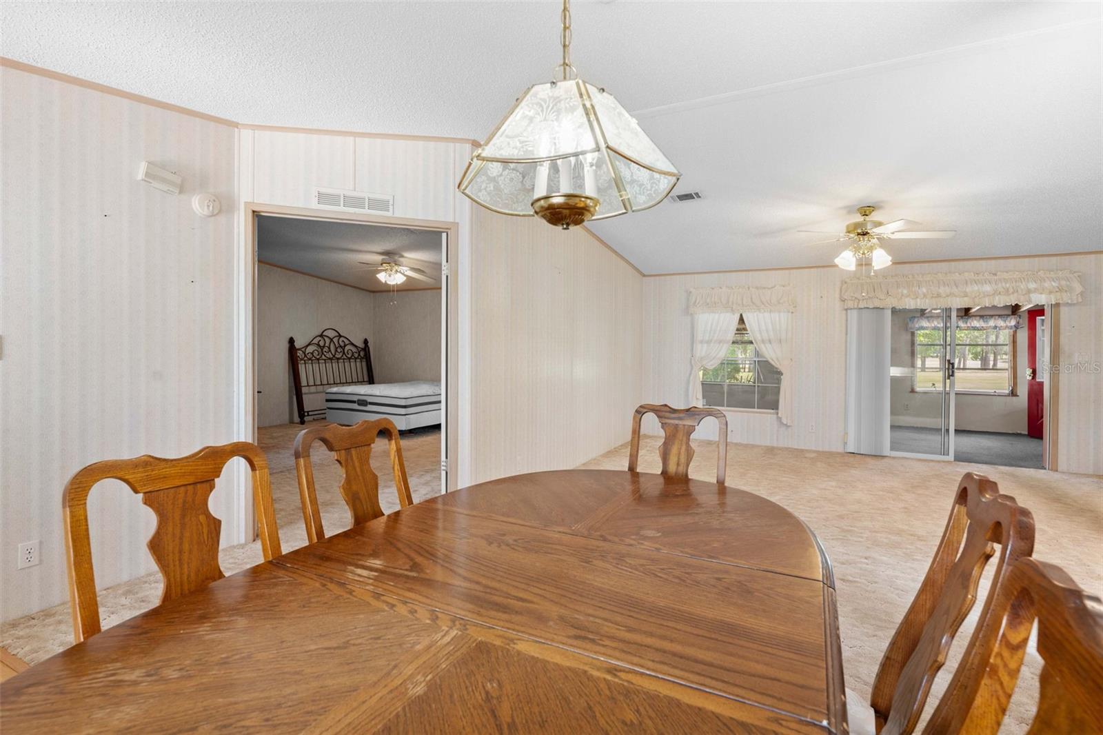 8206 COUNTRY CLUB DR, BROOKSVILLE, FL, 34613