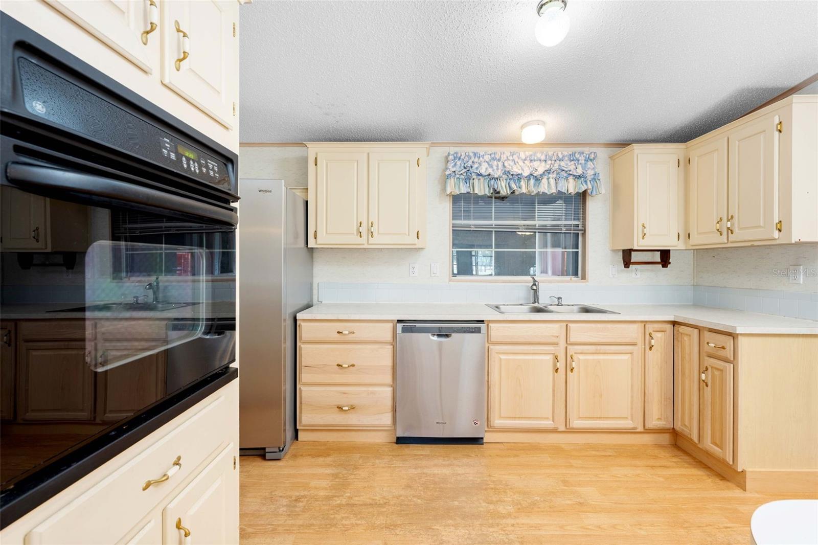 8206 COUNTRY CLUB DR, BROOKSVILLE, FL, 34613
