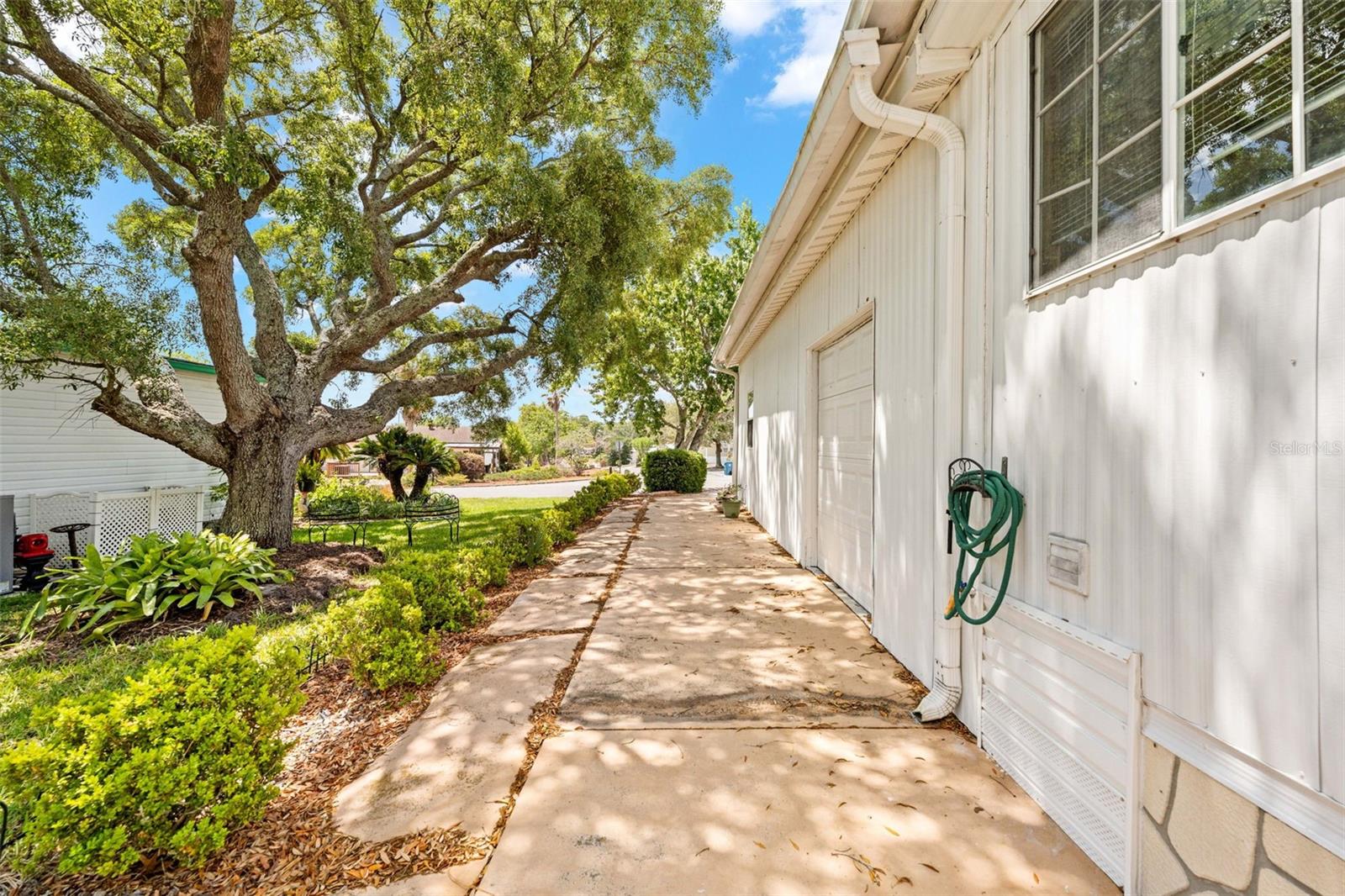8206 COUNTRY CLUB DR, BROOKSVILLE, FL, 34613
