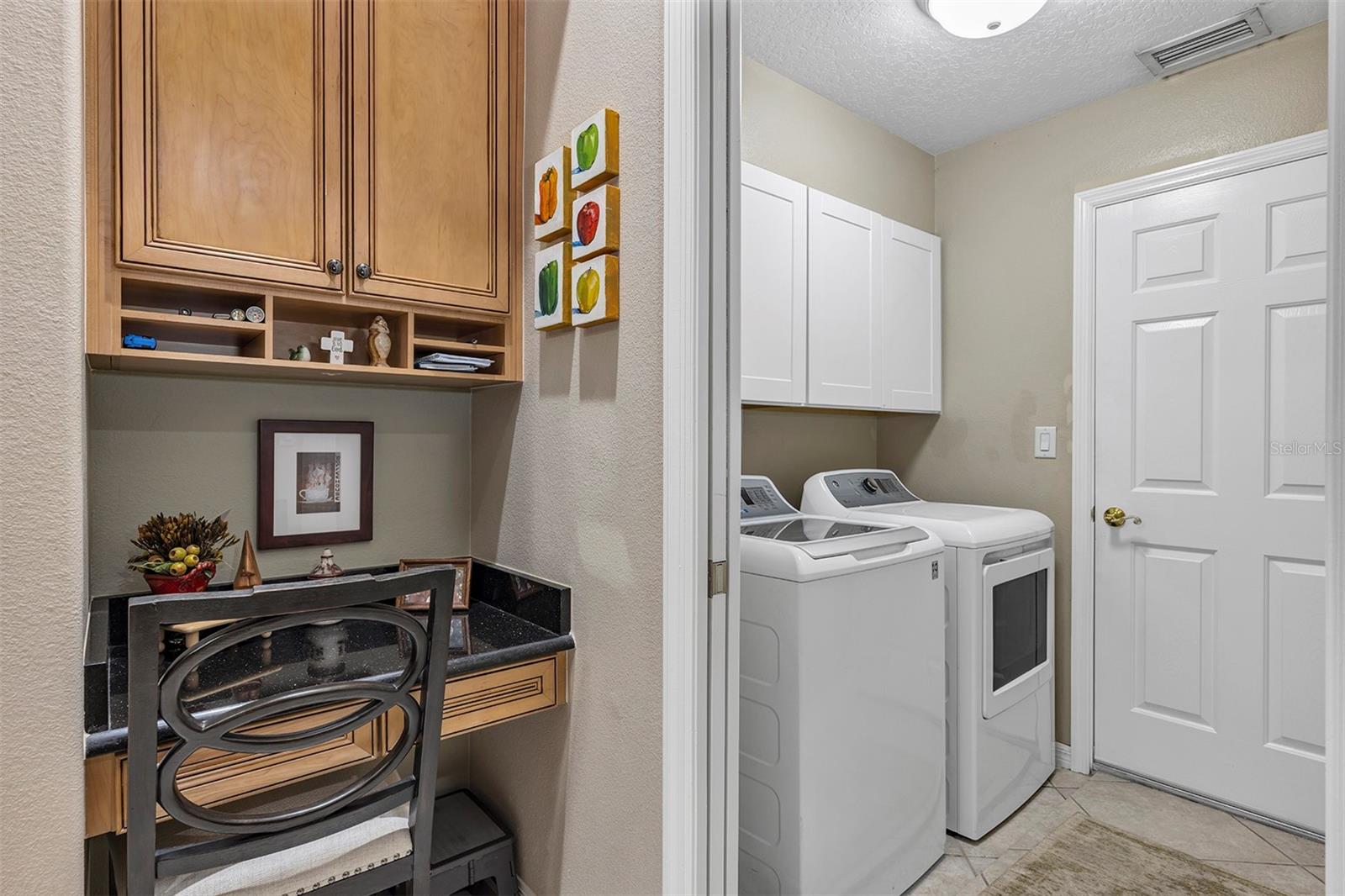 3251 KINGSTON WAY, TAVARES, FL, 32778