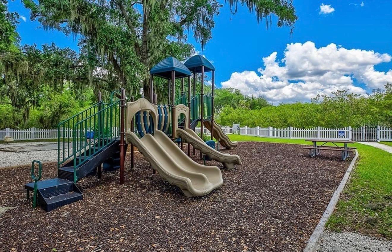 548 REGATTA WAY, BRADENTON, FL, 34208