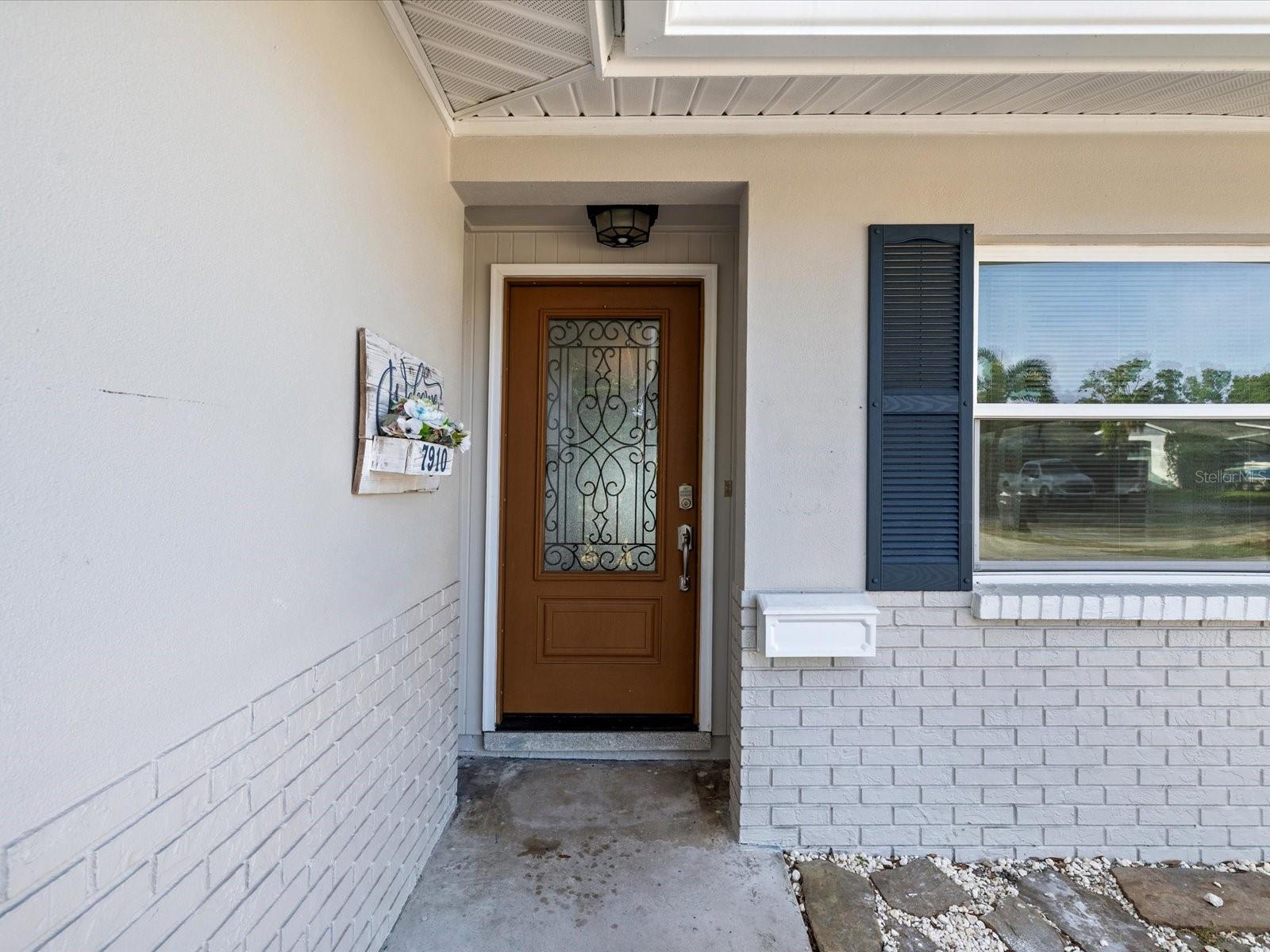 7910 W POCAHONTAS AVE, TAMPA, FL, 33615