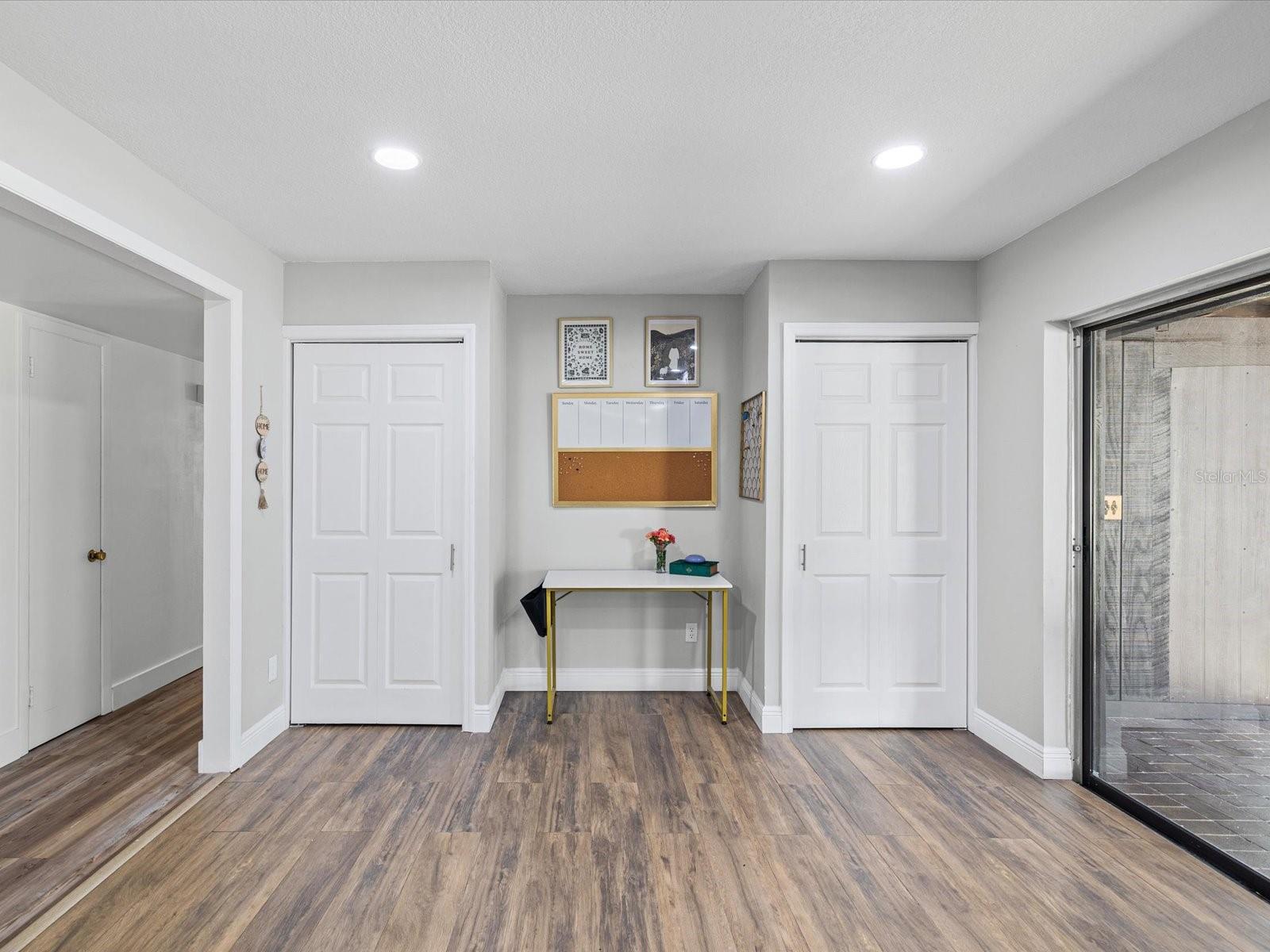 7910 W POCAHONTAS AVE, TAMPA, FL, 33615