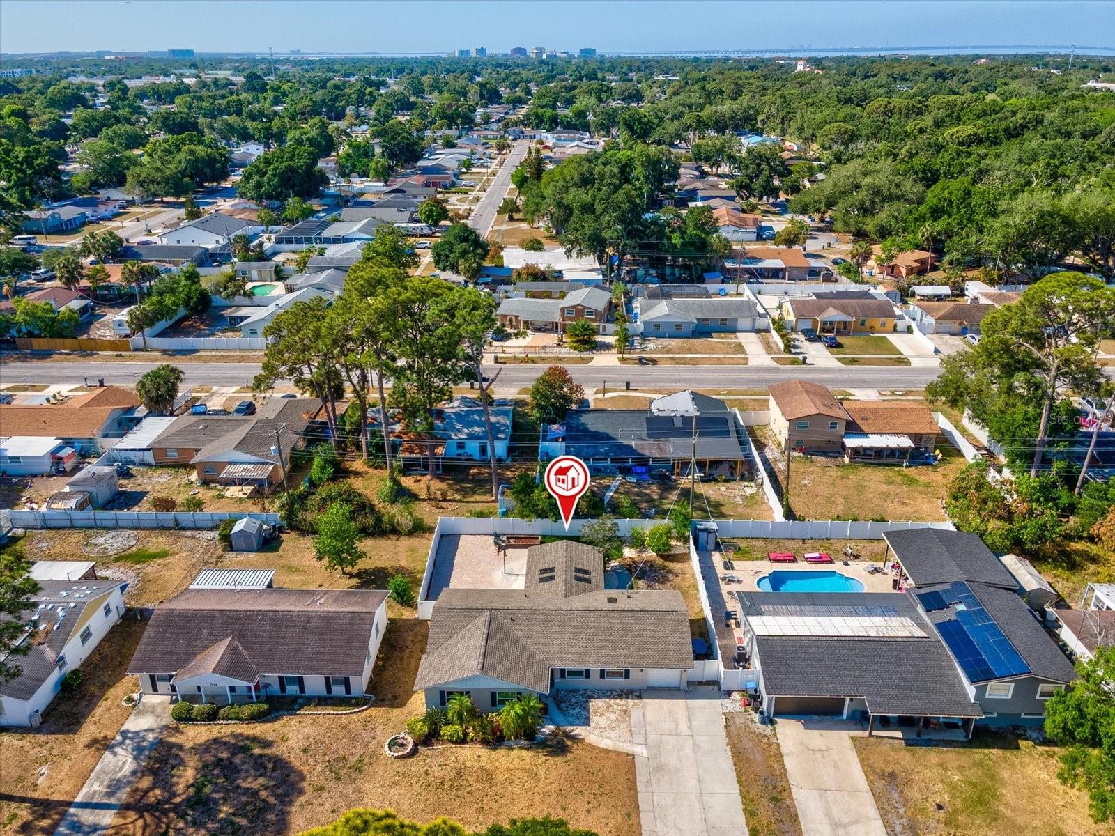 7910 W POCAHONTAS AVE, TAMPA, FL, 33615