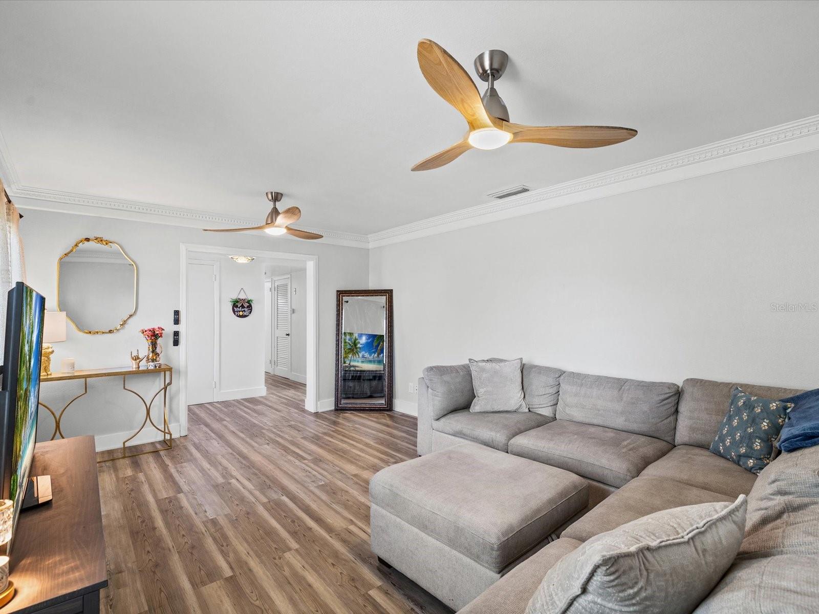 7910 W POCAHONTAS AVE, TAMPA, FL, 33615