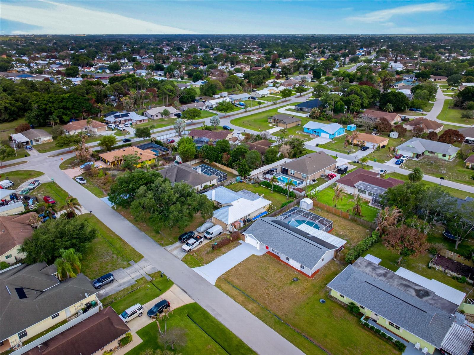 214 SE DUVAL AVE, PORT ST LUCIE, FL, 34983