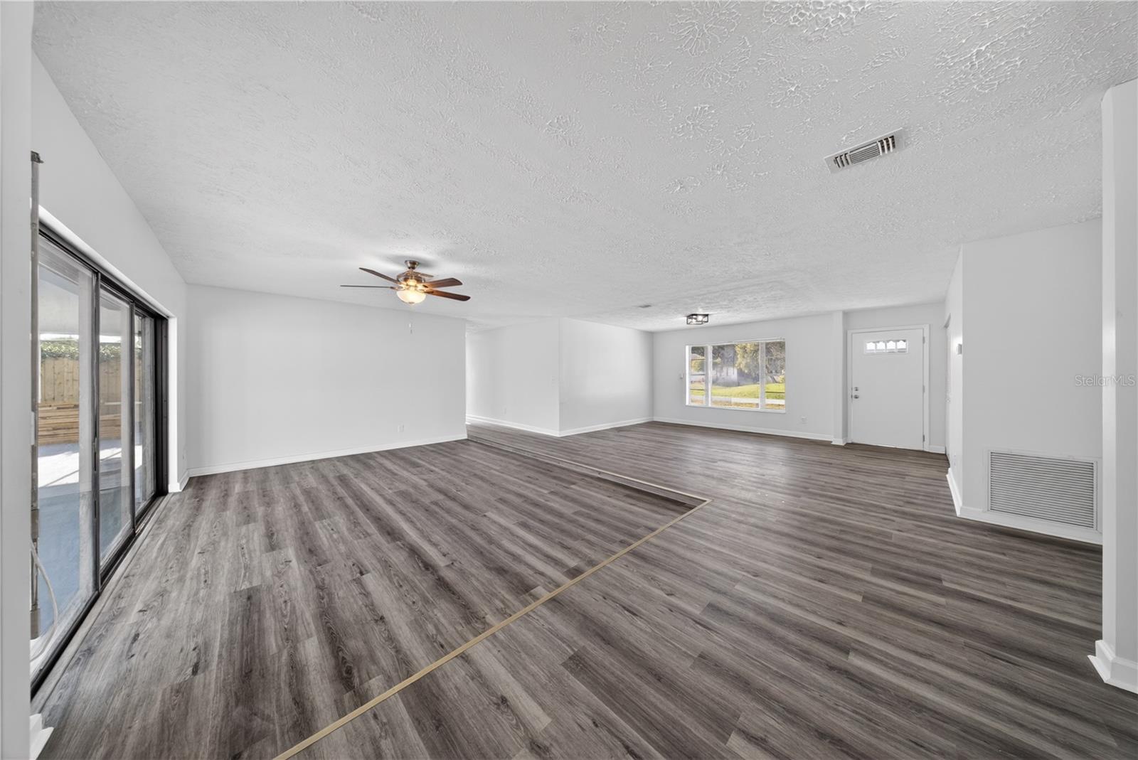 214 SE DUVAL AVE, PORT ST LUCIE, FL, 34983