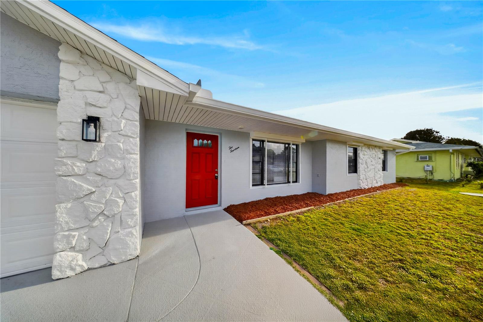214 SE DUVAL AVE, PORT ST LUCIE, FL, 34983