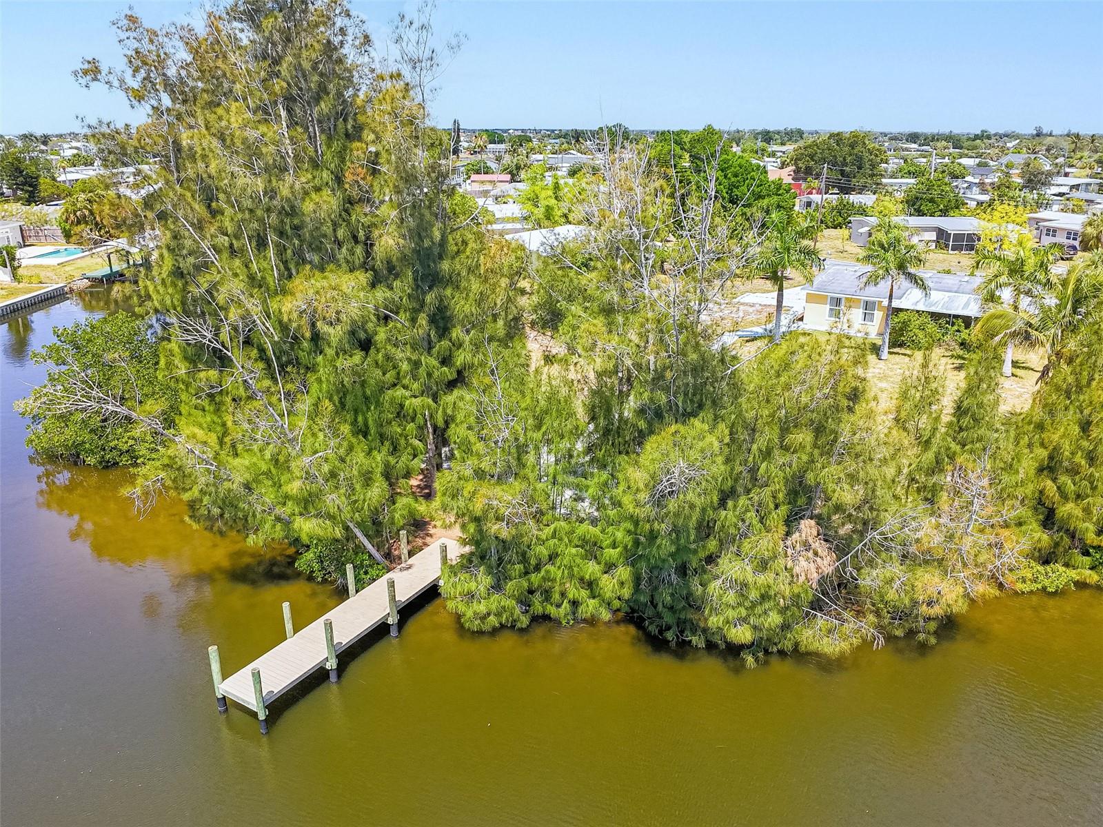 891 PALMETTO DR NE, PORT CHARLOTTE, FL, 33952