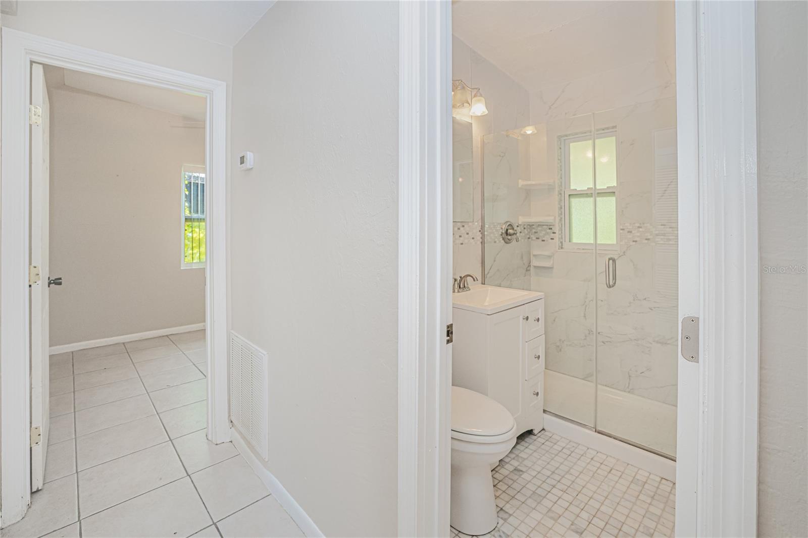 891 PALMETTO DR NE, PORT CHARLOTTE, FL, 33952
