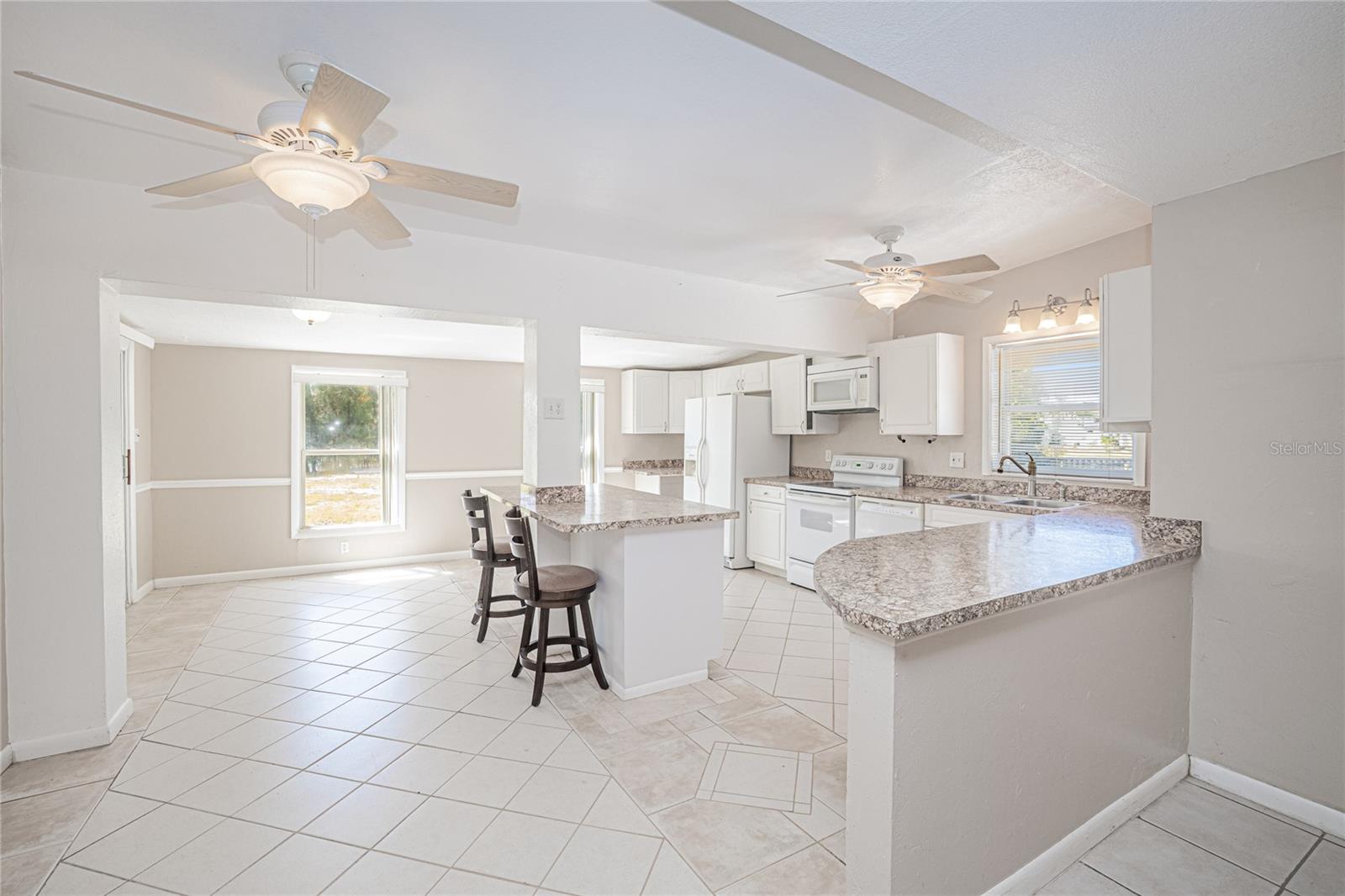 891 PALMETTO DR NE, PORT CHARLOTTE, FL, 33952