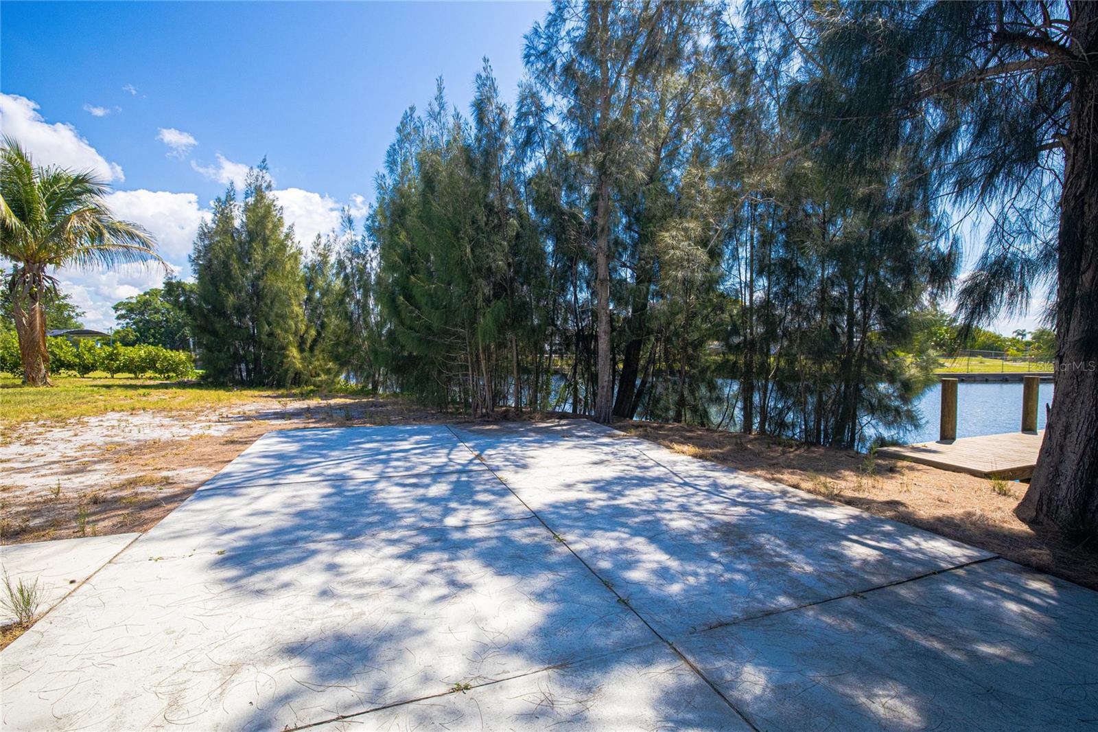 891 PALMETTO DR NE, PORT CHARLOTTE, FL, 33952