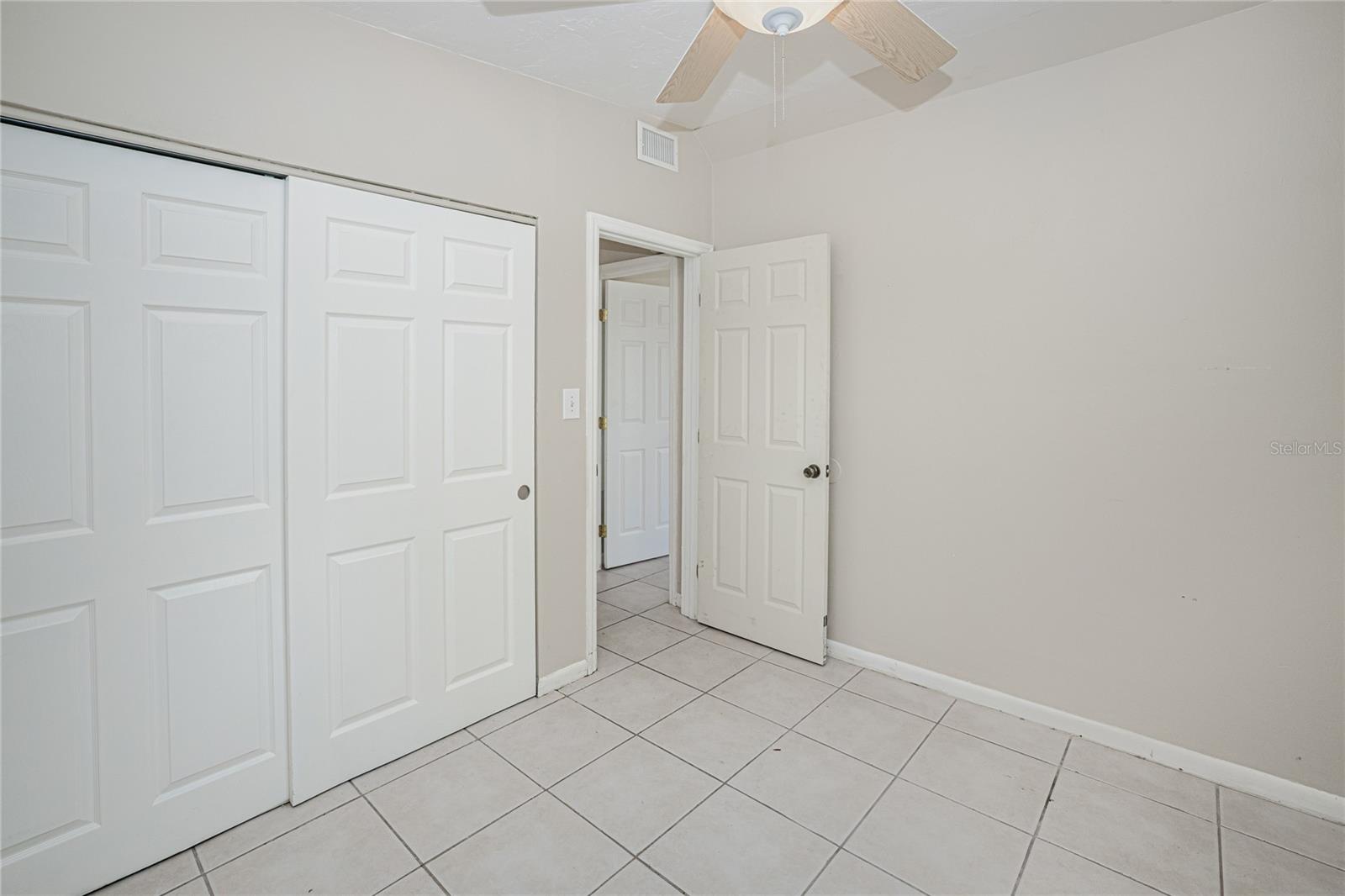891 PALMETTO DR NE, PORT CHARLOTTE, FL, 33952